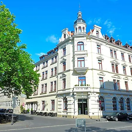 Fruehlings-hotel
