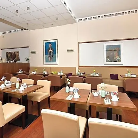 Fruehlings-hotel فندق 3*